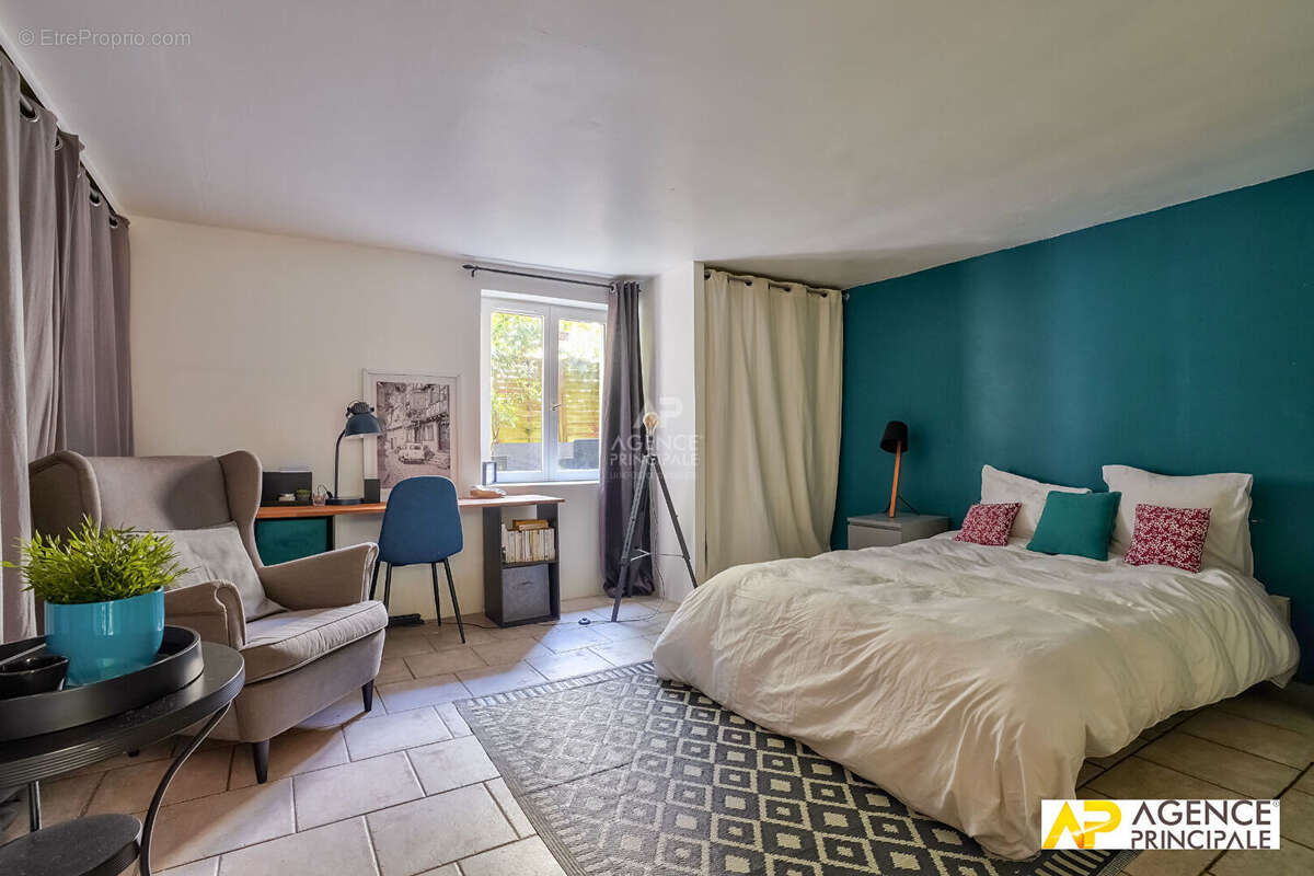 Appartement à MAISONS-LAFFITTE