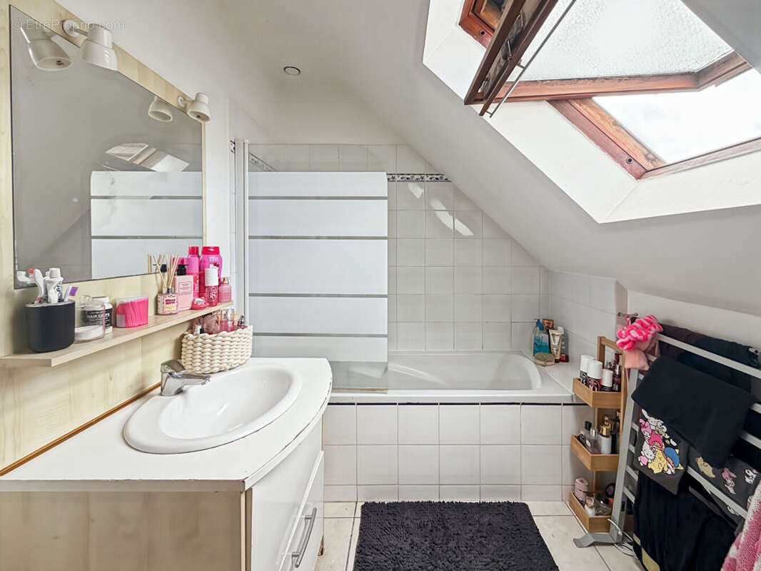 Appartement à MANTES-LA-JOLIE