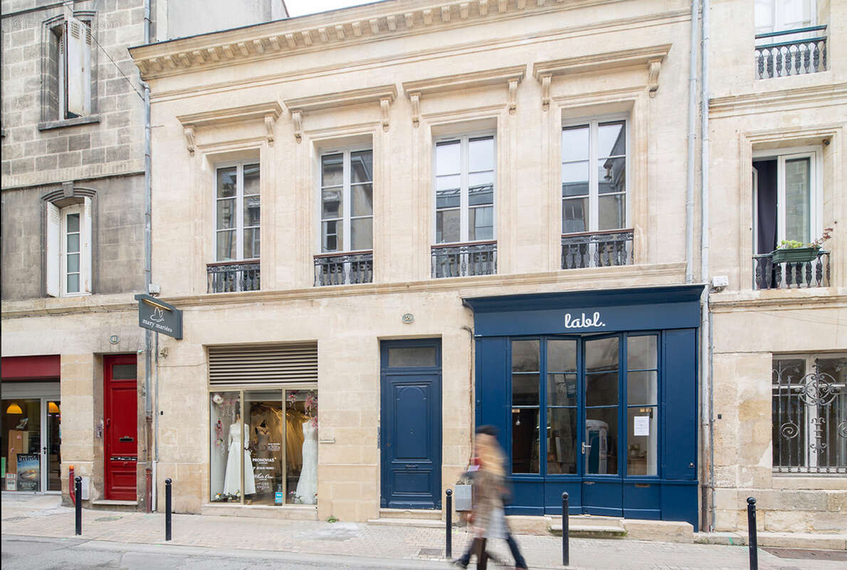 4 pièces de charme avec terrasses - Quartier Pey Berland - photo 15