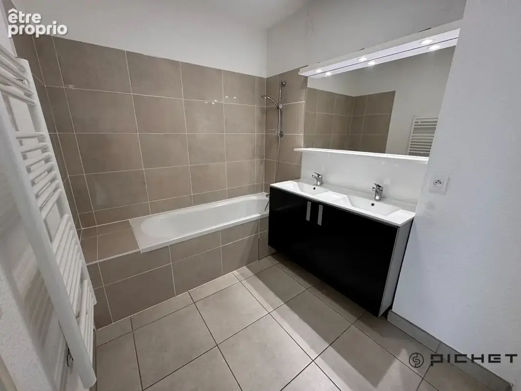 Appartement de type 3 avec 2 places de parking sécurisées - photo 9