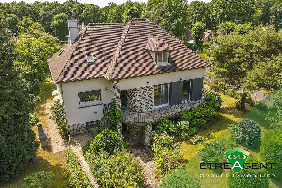 Maison CONCHES-EN-OUCHE - 170 m² - 5 chambres - photo 1