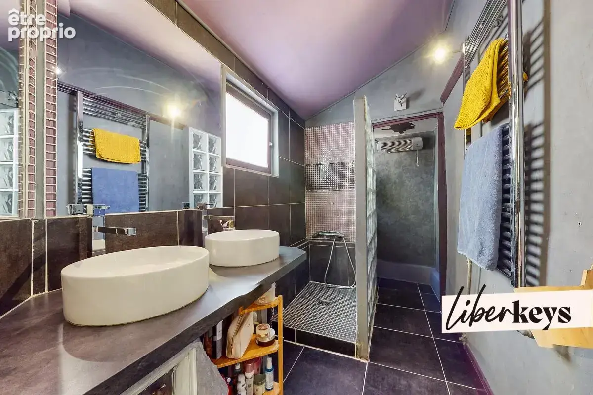 Superbe appartement rénové T3 bis de 82m² - Coeur du Vieux-Lyon - photo 9