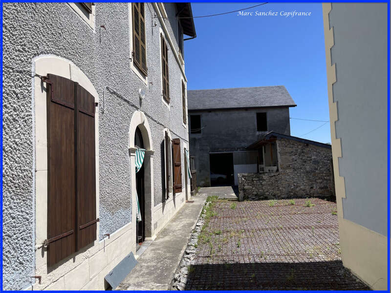 Pau (64) Maison à vendre 8 pièces 238 m2 +250 m2 de dépendances aménageables sur 758 m2 de terrain - photo 4