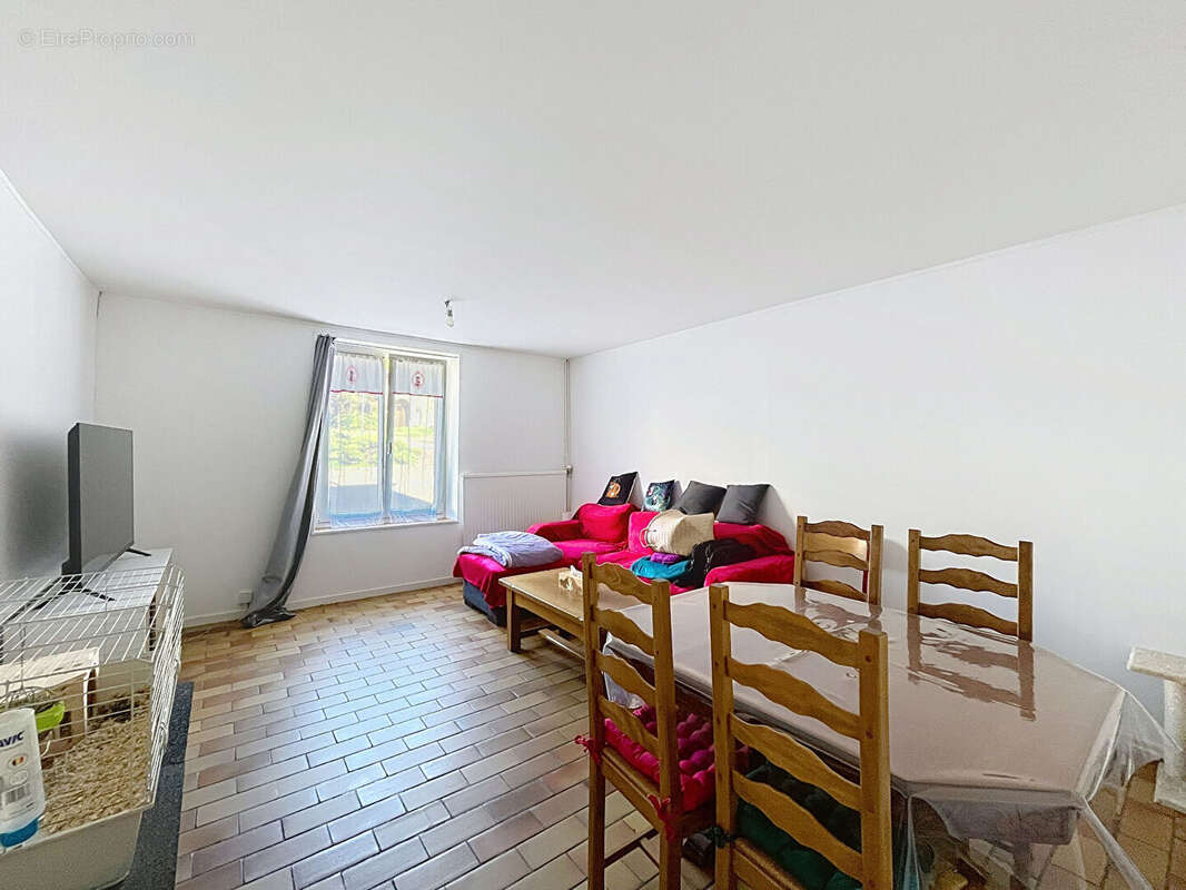 Appartement à DOGNEVILLE