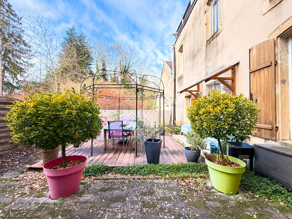 Appartement à LONGEVILLE-LES-METZ