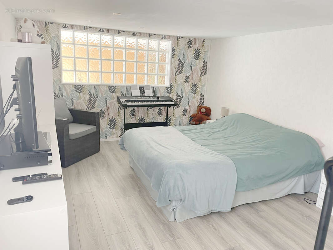 Maison à SAINTE-GENEVIEVE