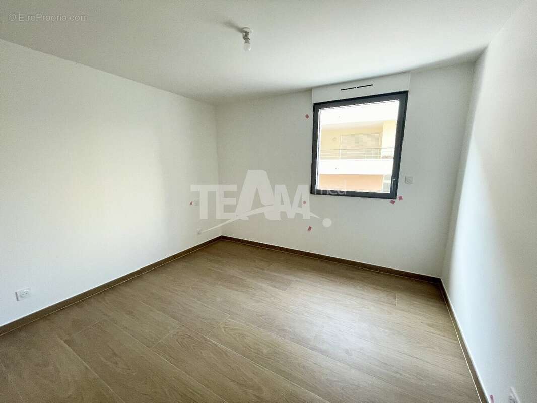 RARE Appartement Type 4 avec parking quartier Corniche Prestation haute de gamme - photo 5