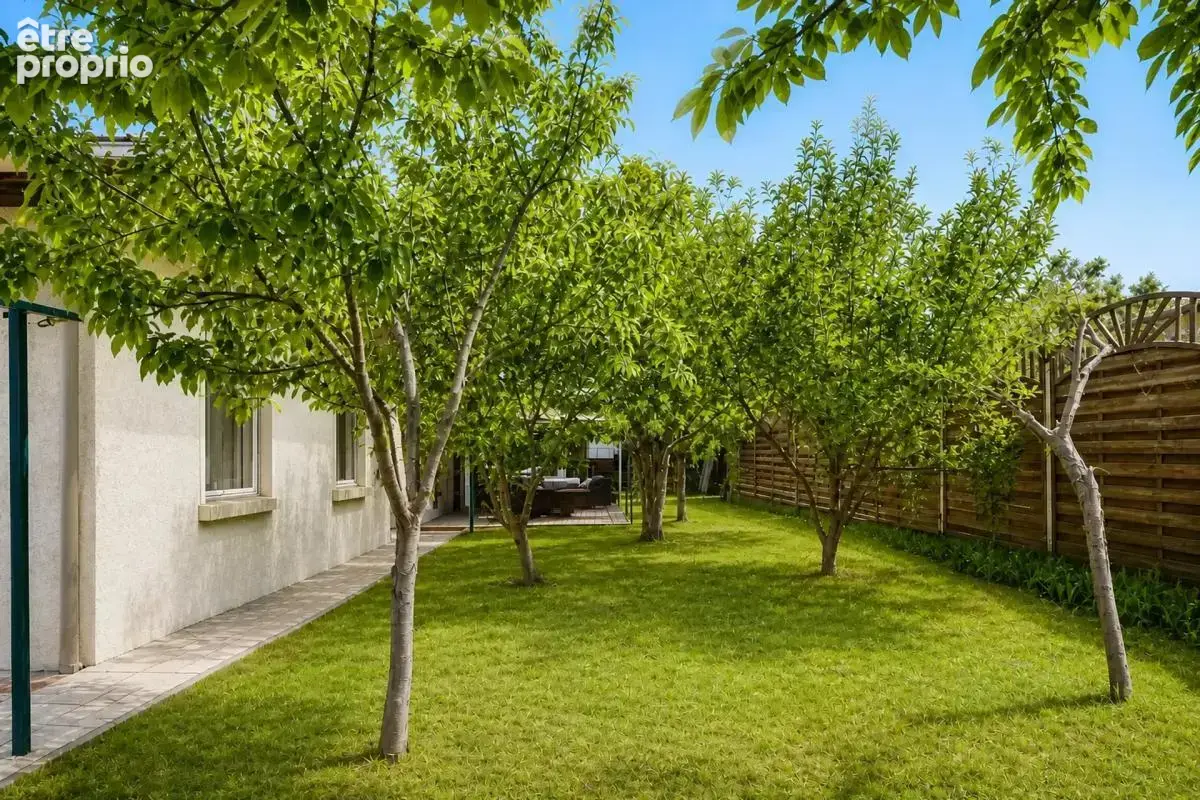 Maison de 7 pièces de 113 m² à Les Roches-de-Condrieu - photo 24