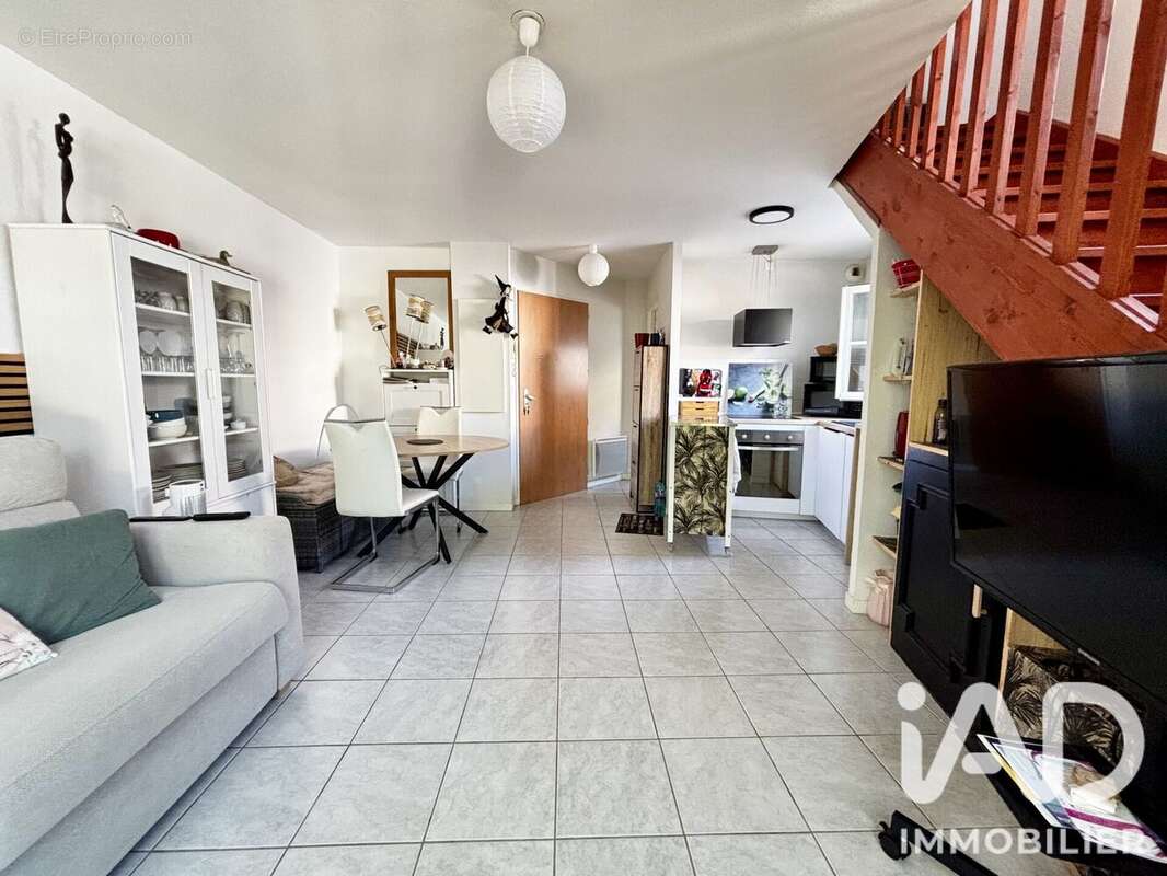 Appartement 44 m² à Saint-Georges-De-Didonne  - photo 2
