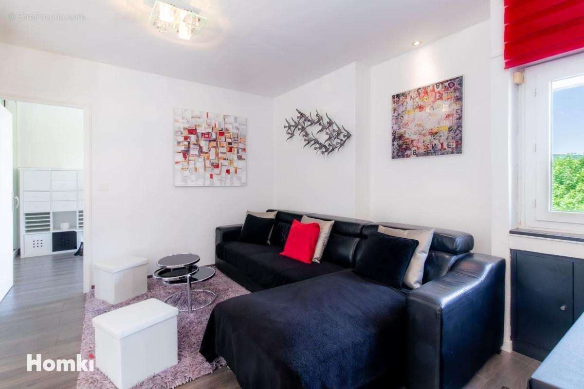 Appartement à FONTAINES-SUR-SAONE
