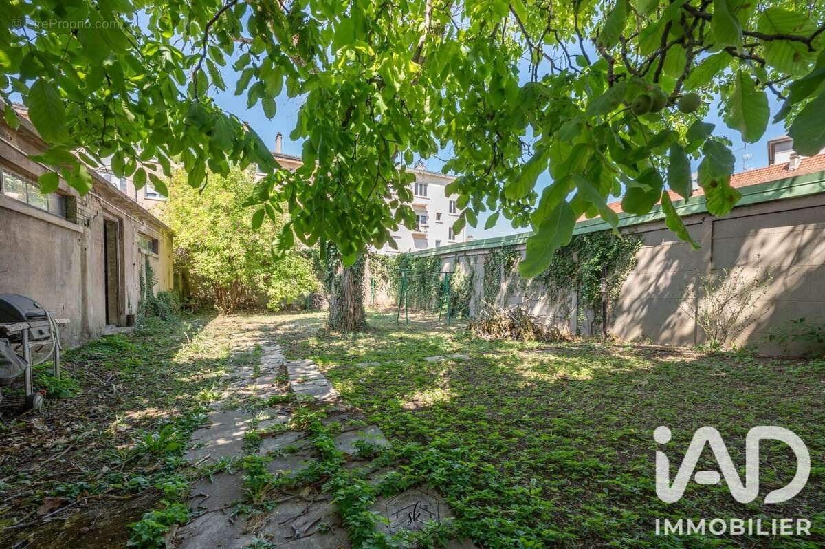 Appartement 80 m² à Thionville  - photo 7