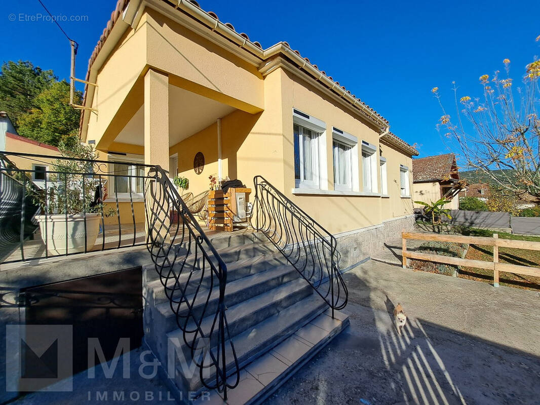 Maison à QUILLAN