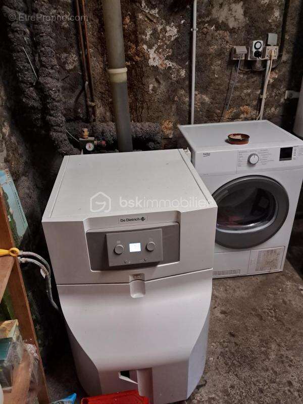 Maison à VILLEMAGNE-L&#039;ARGENTIERE