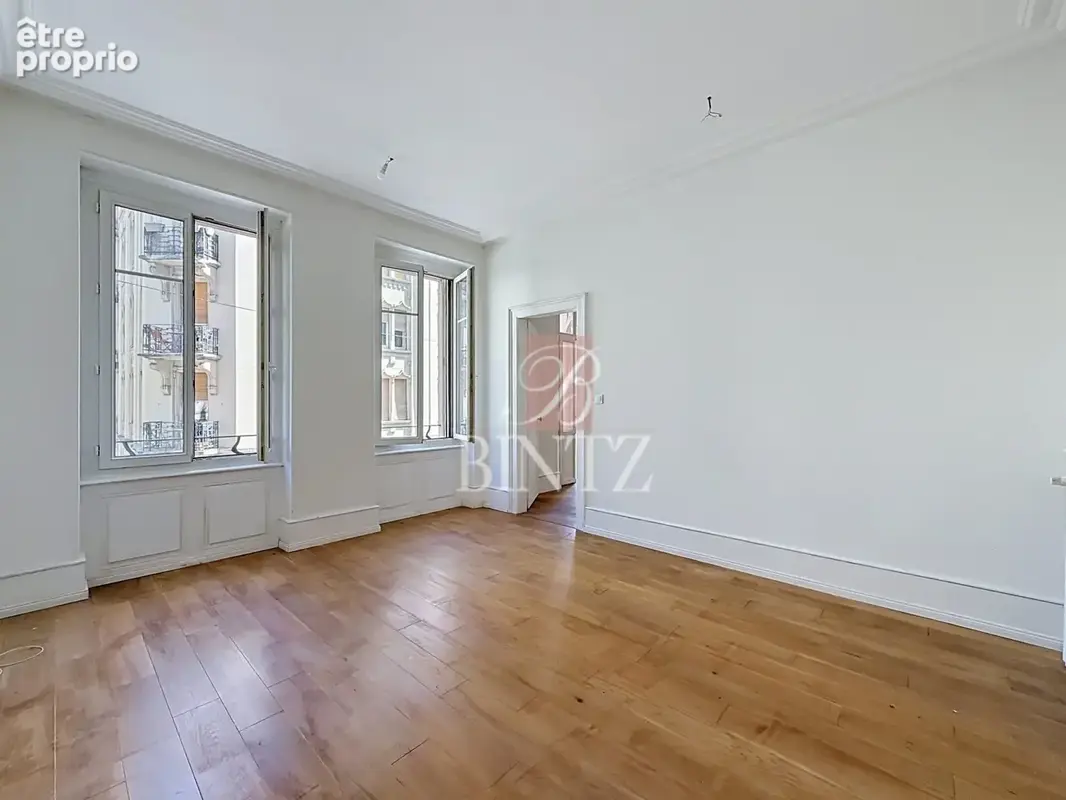 Appartement 4 pièces 103 m² à vendre à Strasbourg (67000) - photo 3