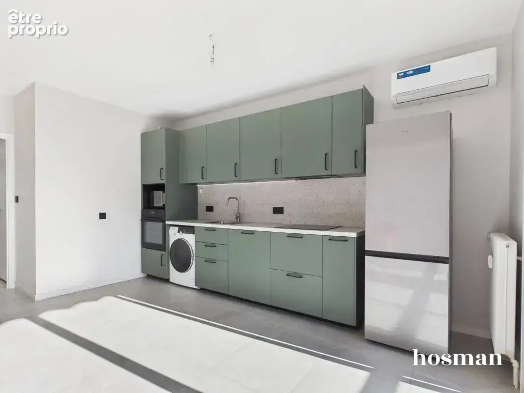 Appartement 3 pièces de 77 m² -entièrement rénové et climatisé- deux balcons- Avenue Victor Hugo, Tassin-la-Demi-Lune - photo 6