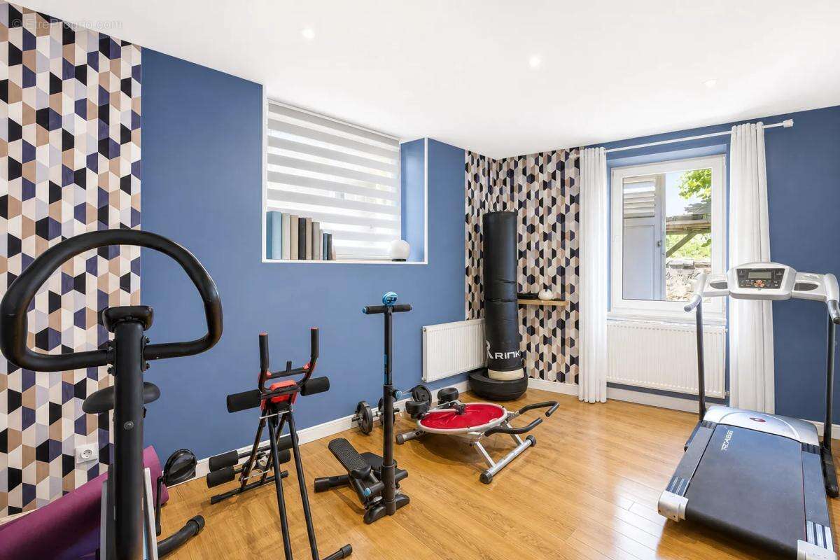 Maison de 8 pièces de 218 m² à Ingwiller - photo 10