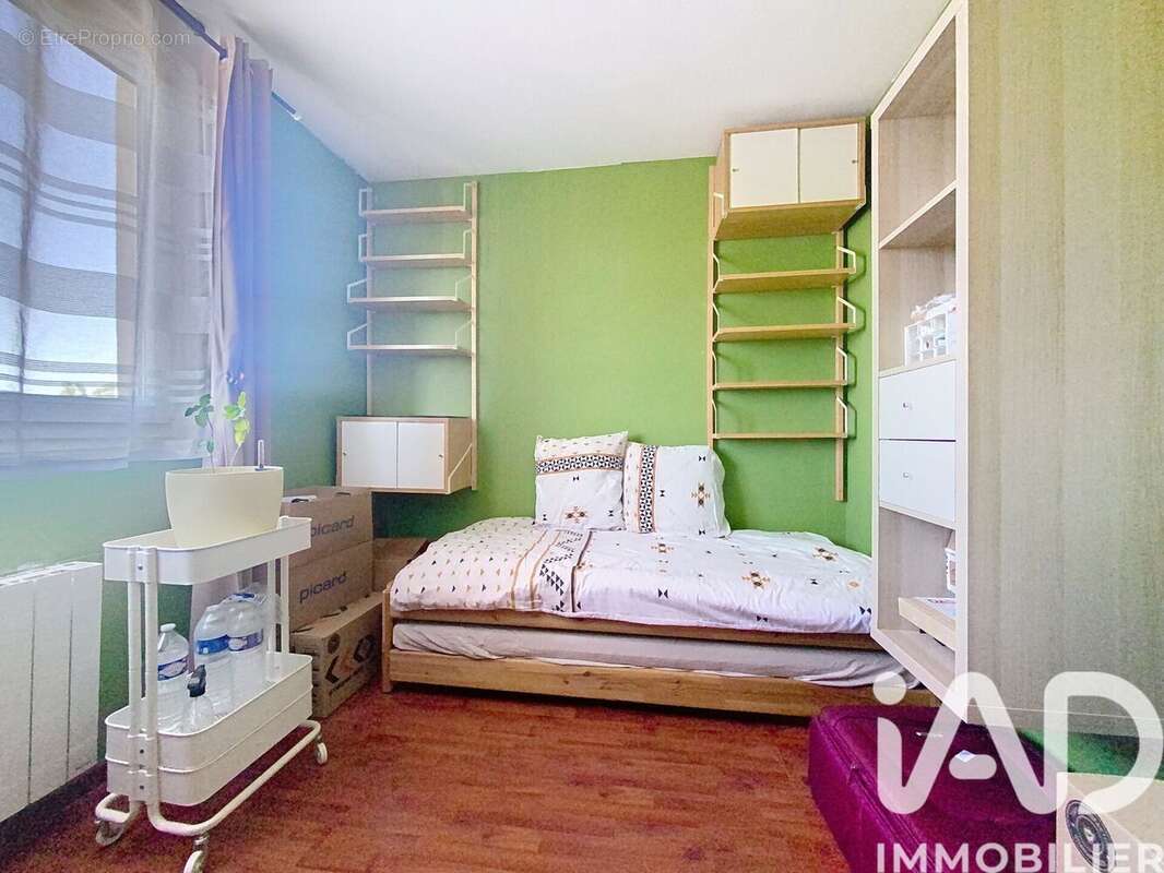 Photo 8 - Appartement à SAINTE-GENEVIEVE-DES-BOIS