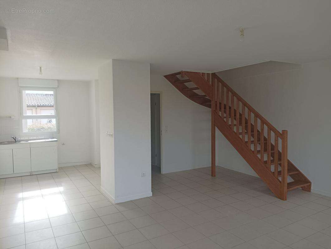 Maison à MONTECH