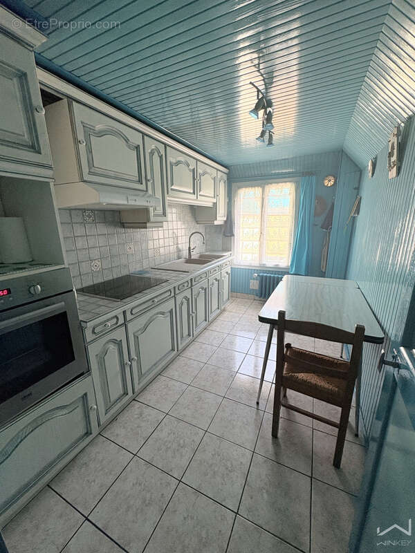 Maison à ISSOU