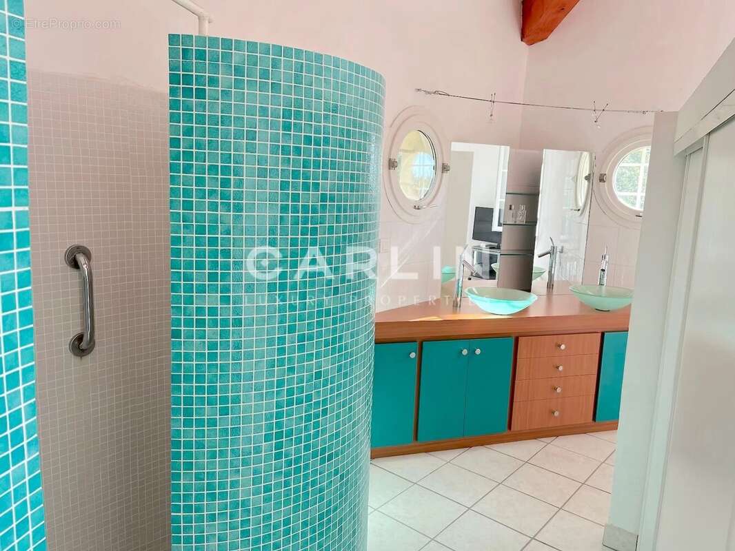 Maison à LA CROIX-VALMER