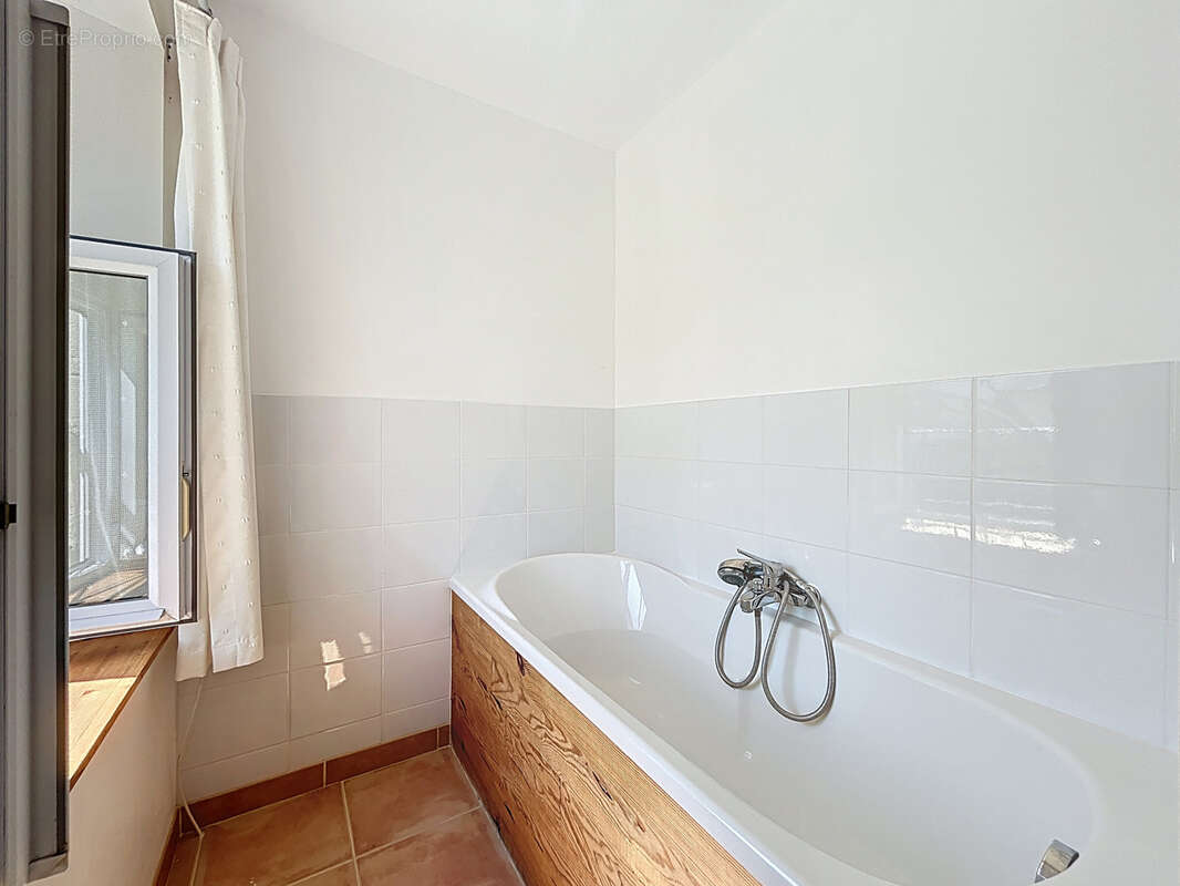 Maison à SAINT-SAUVEUR-LE-VICOMTE