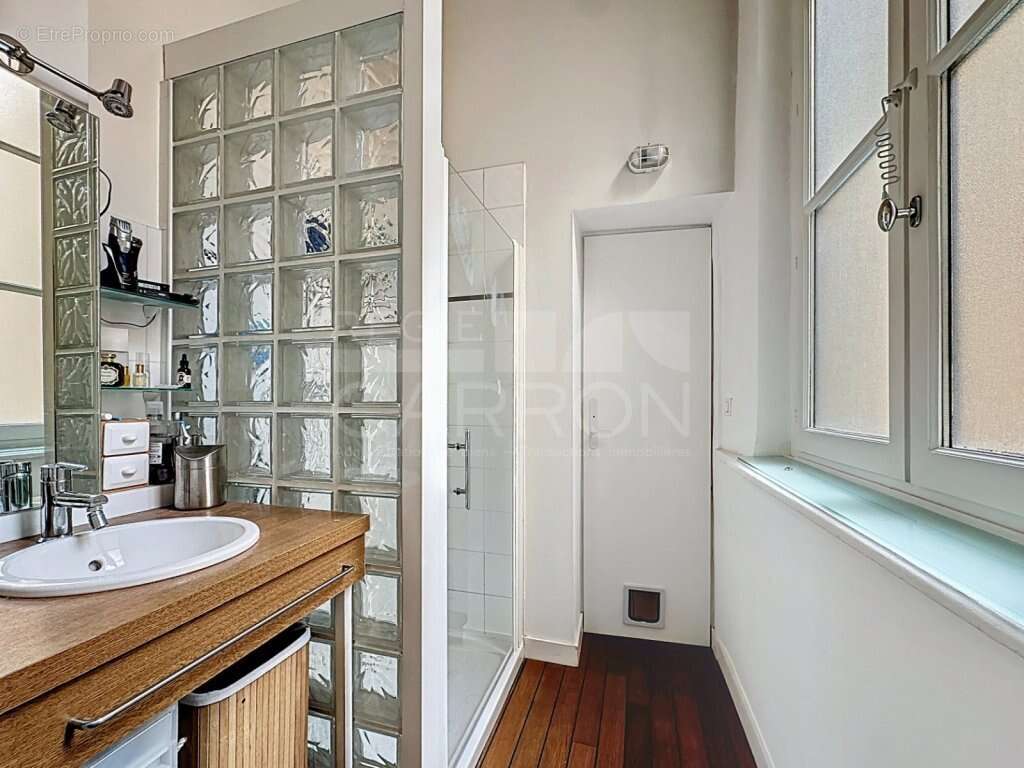 Appartement à LYON-1E