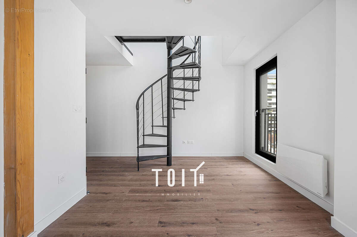 Appartement à PARIS-12E