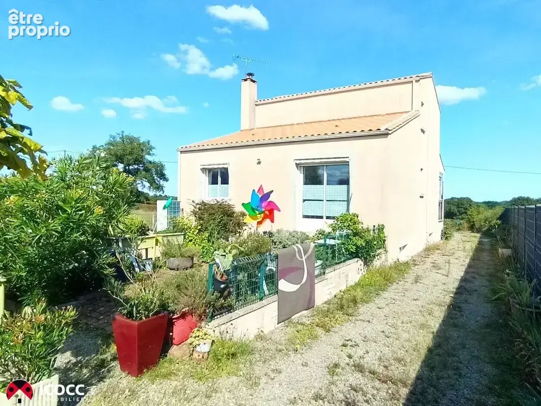 Maison 6 pièces 119 m² à vendre à Chateau-Guibert (85320) - photo 2
