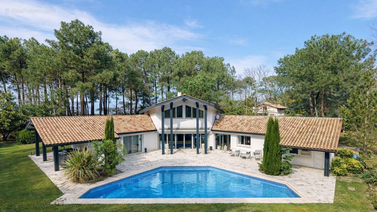 Maison à SANGUINET