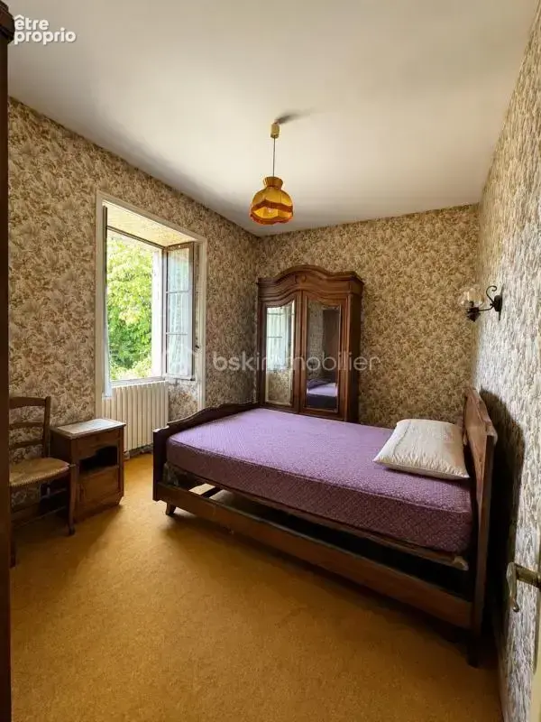Maison de village à rénover 5KM de Ruffec Beau potentiel - photo 3