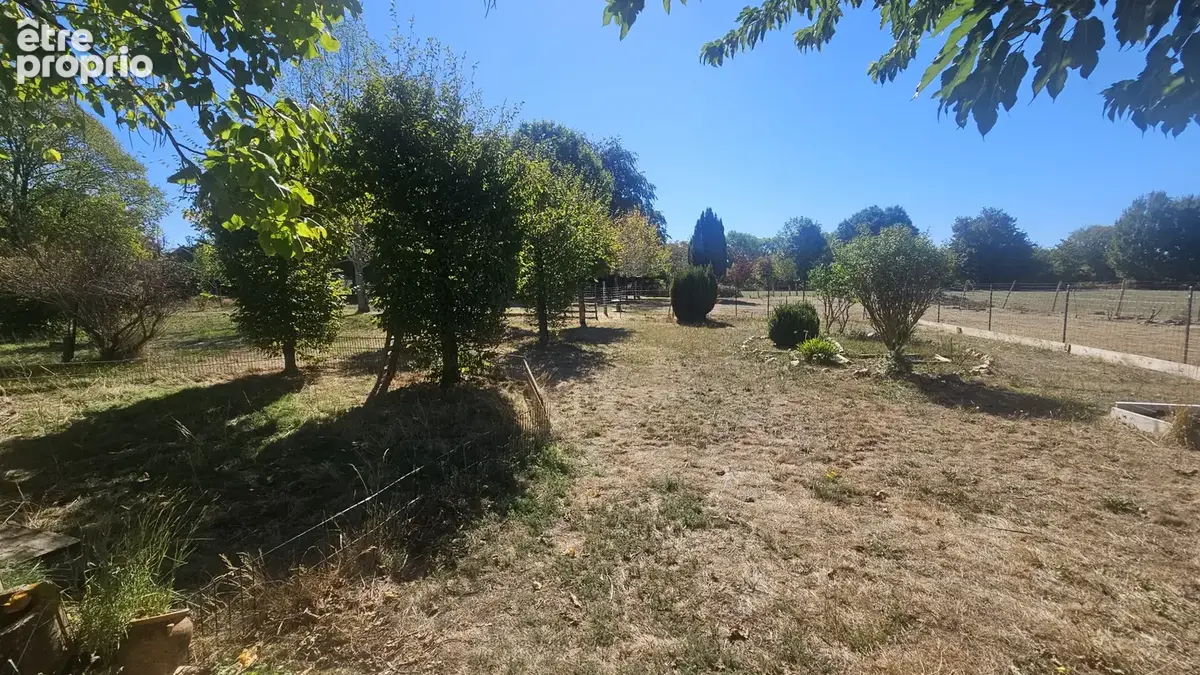 GRAND-CHÉZEAUX (87) — Belle maison en pierre rénovée, isolée sans vis-à-vis, terrain de plus de 4 000 m2 - photo 18