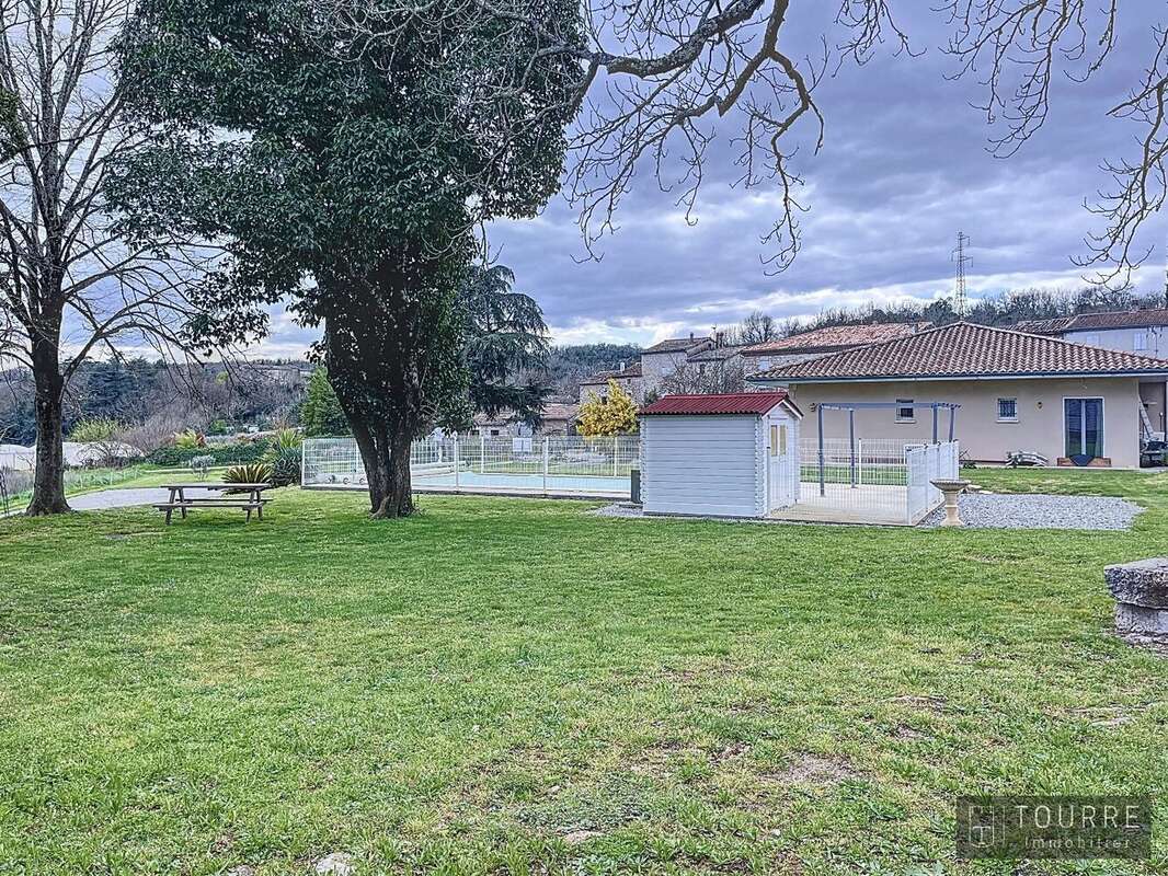 Maison à BERRIAS-ET-CASTELJAU