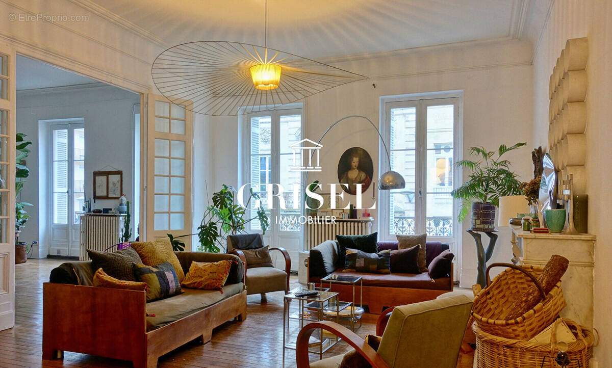 Appartement à BORDEAUX