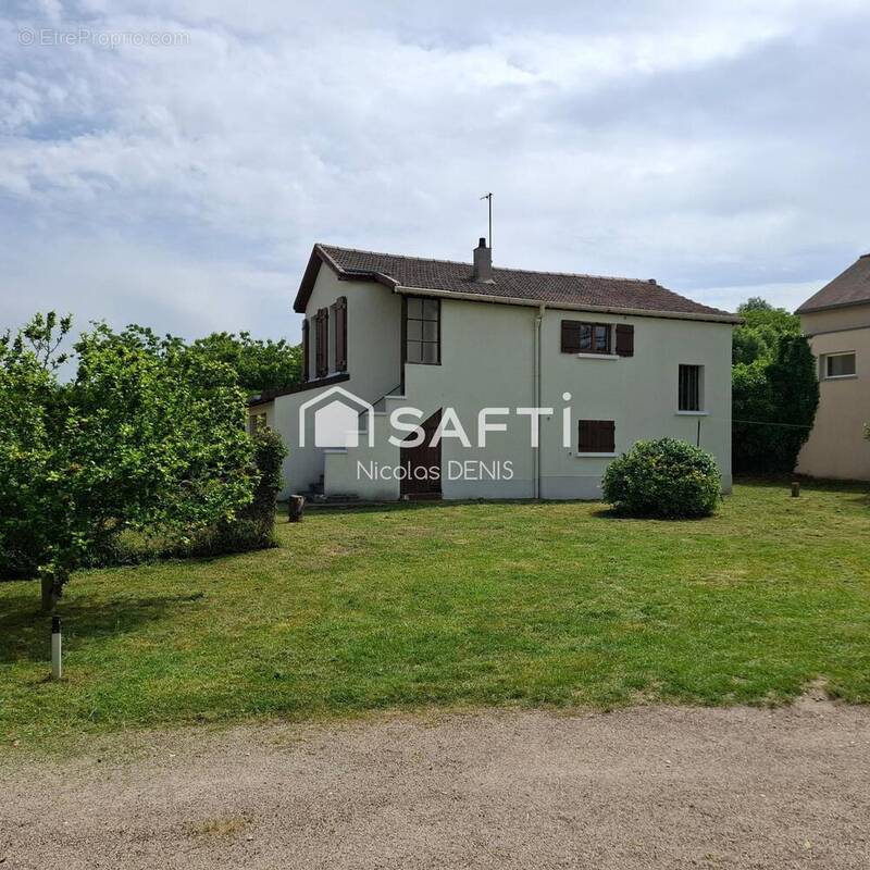 Photo 1 - Maison à VETHEUIL