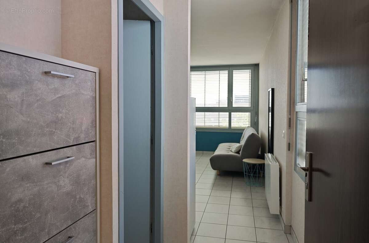 Appartement 21 m² à Gex  - photo 2