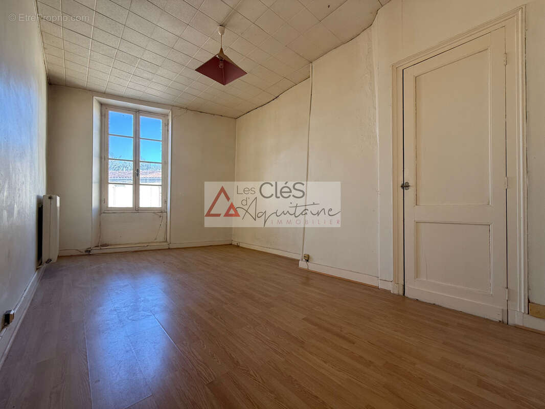 Maison de ville - 86 m2 - Preignac - photo 6
