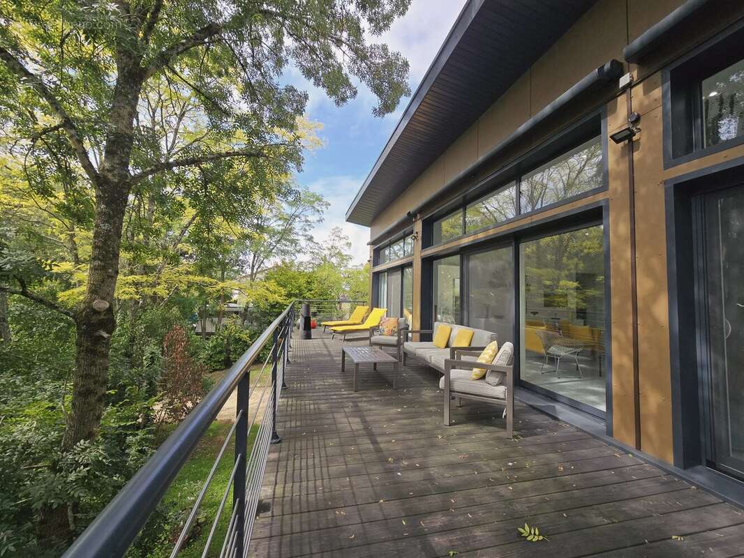 Maison à SAINT-PARDOUX-ISAAC