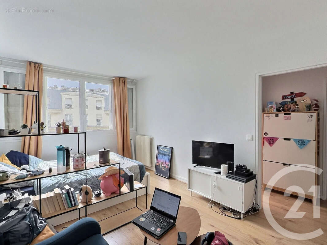 Appartement à MONTROUGE