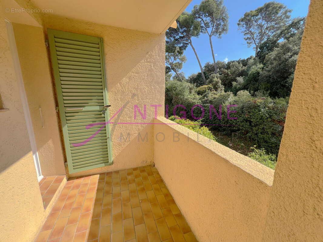 Appartement à SANARY-SUR-MER