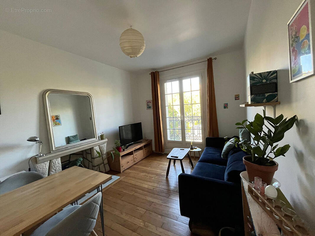 Appartement à PARIS-12E