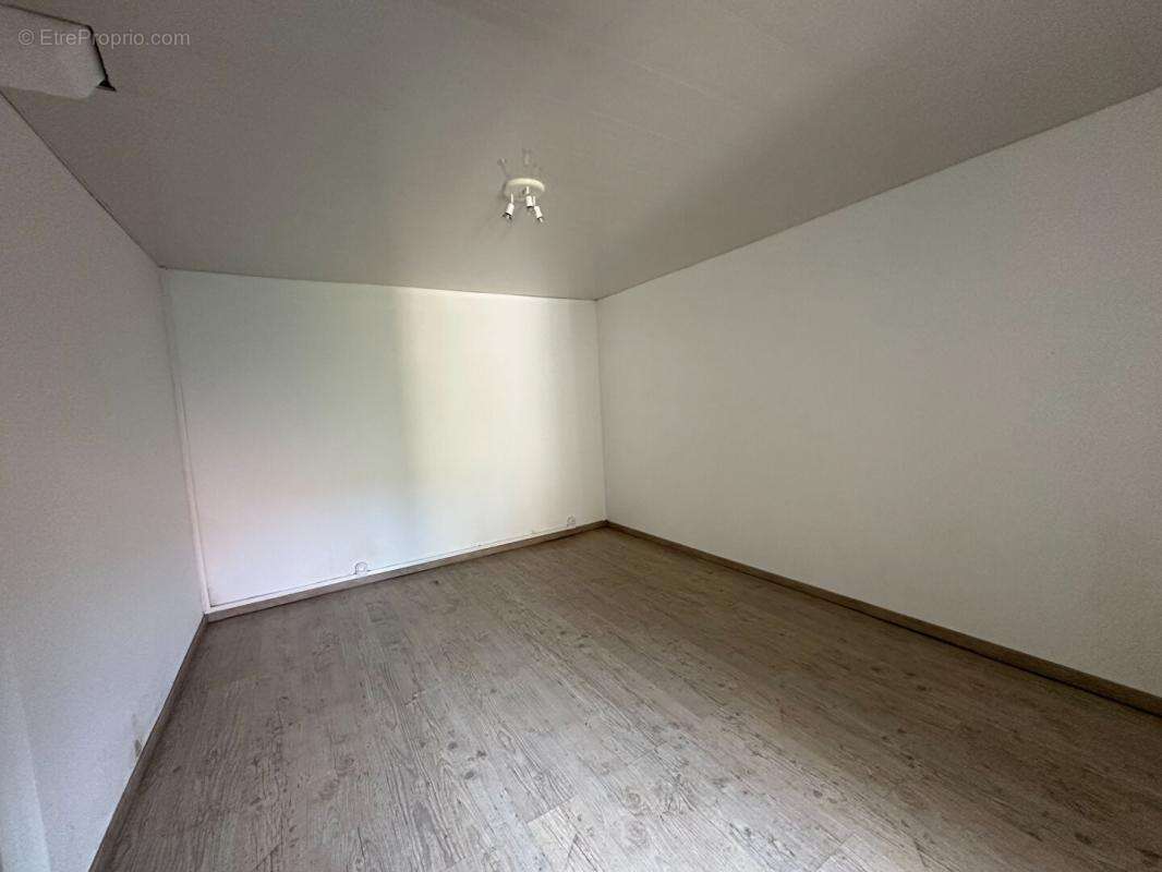 Maison de 85 m² sur la commune de Rouvres les Bois (36110) - photo 6