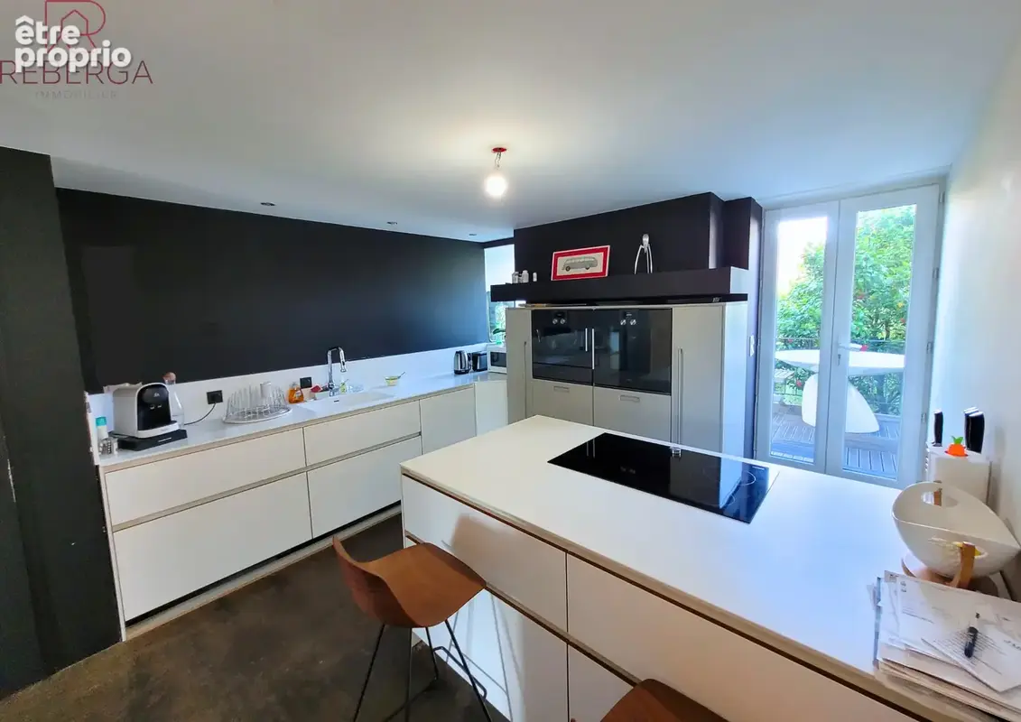 Maison 11 pièces 263 m² à vendre à Mazamet (81200) - photo 3