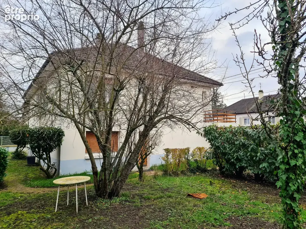 Nevers Pavillon de rapport de 187 m2  sur 641 M2 de jardin loué - photo 14