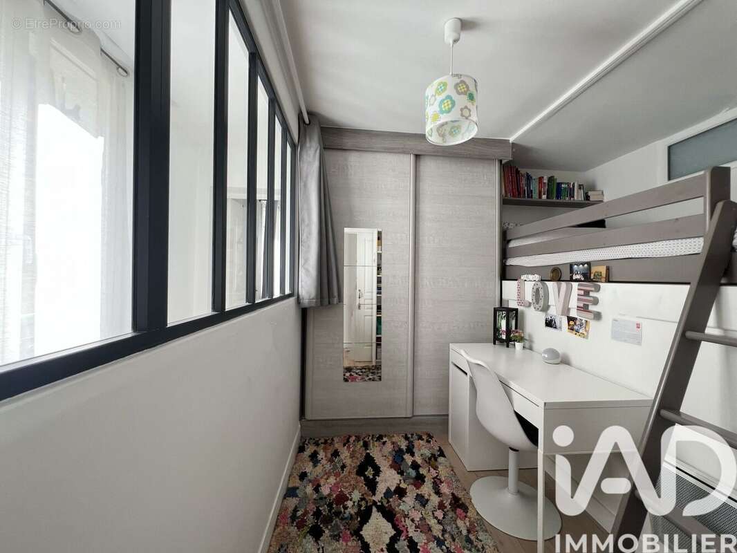 Photo 7 - Appartement à PUTEAUX