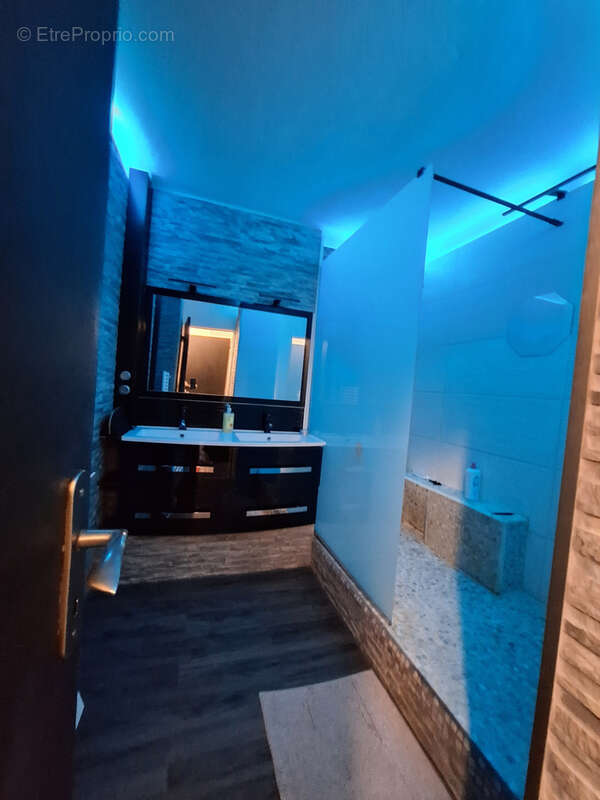 Appartement à AUBAGNE