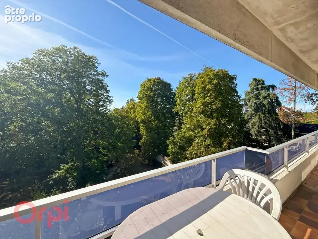 À vendre – Bel appartement avec balcon dans une résidence avec ascenseur à Romorantin-Lanthenay - photo 13
