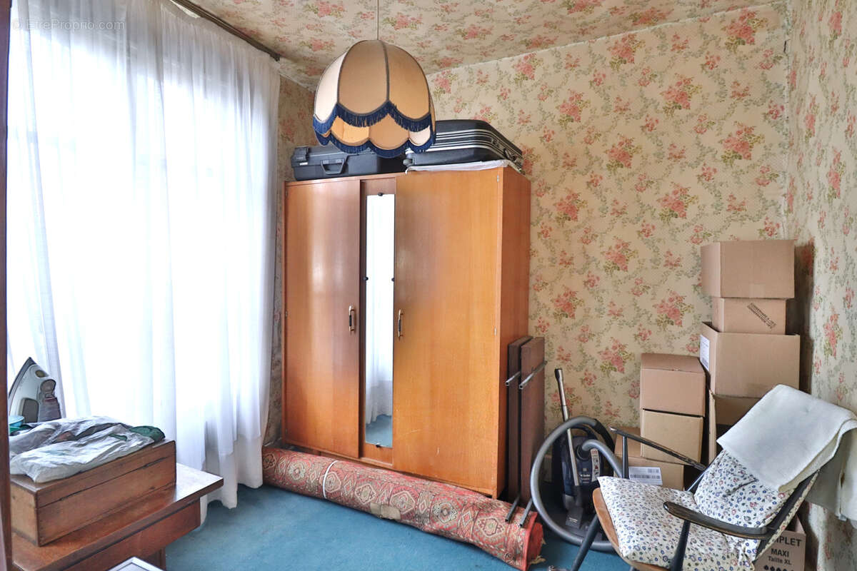 Maison à SAINT-JULIEN-LES-VILLAS