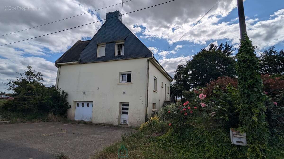 Maison familiale des années 70 sur 4 500 m² de terrain  Proche Pontivy - photo 18