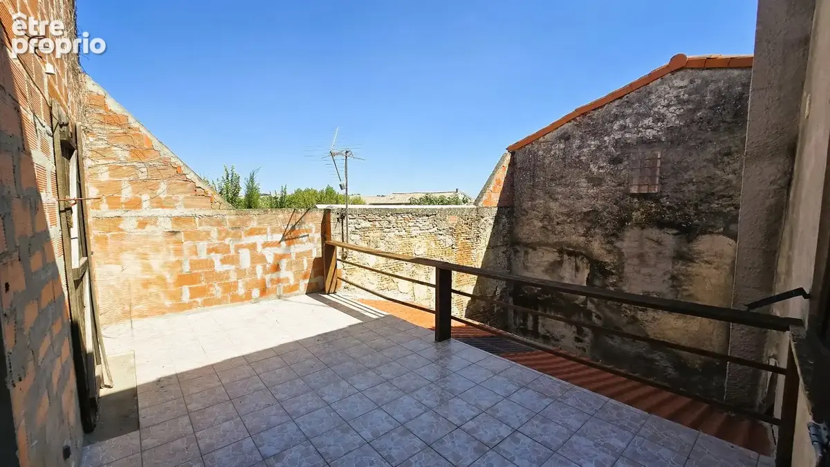 Maison atypique t3bis / garage / terrasse / cour - photo 3