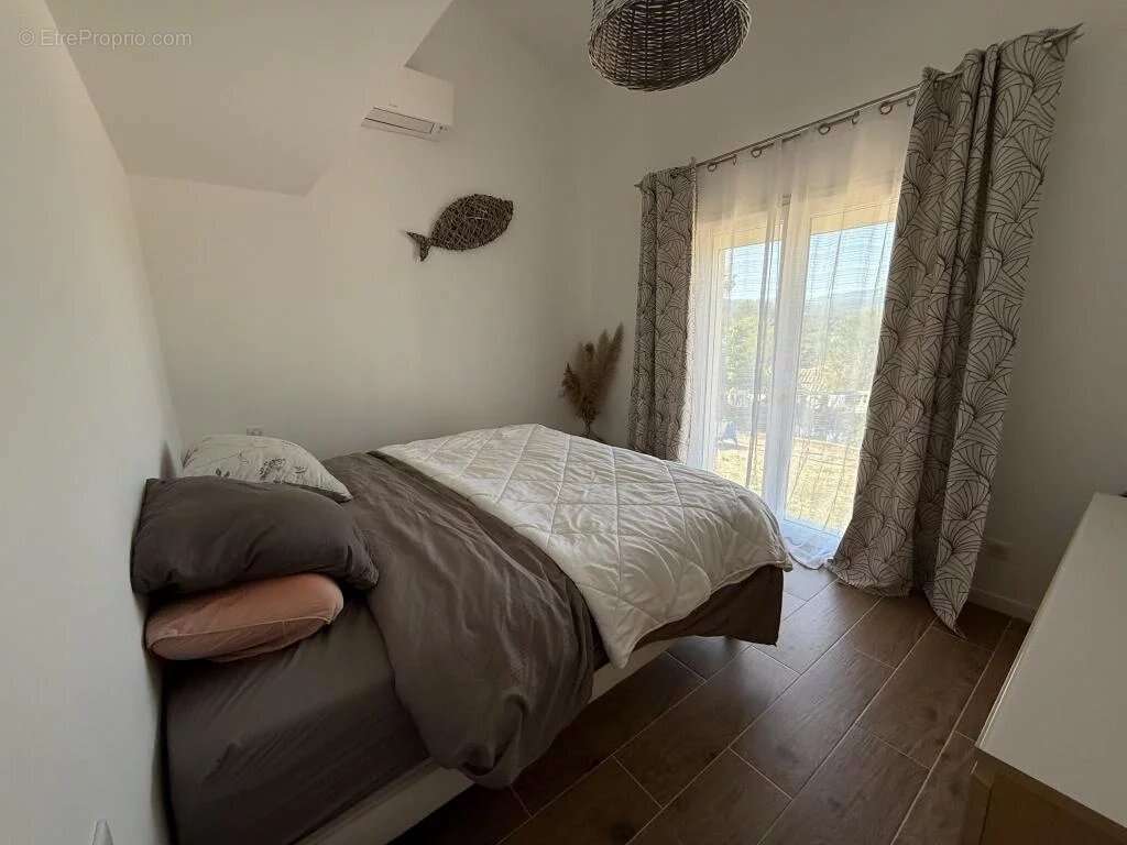 Maison à TOURVES